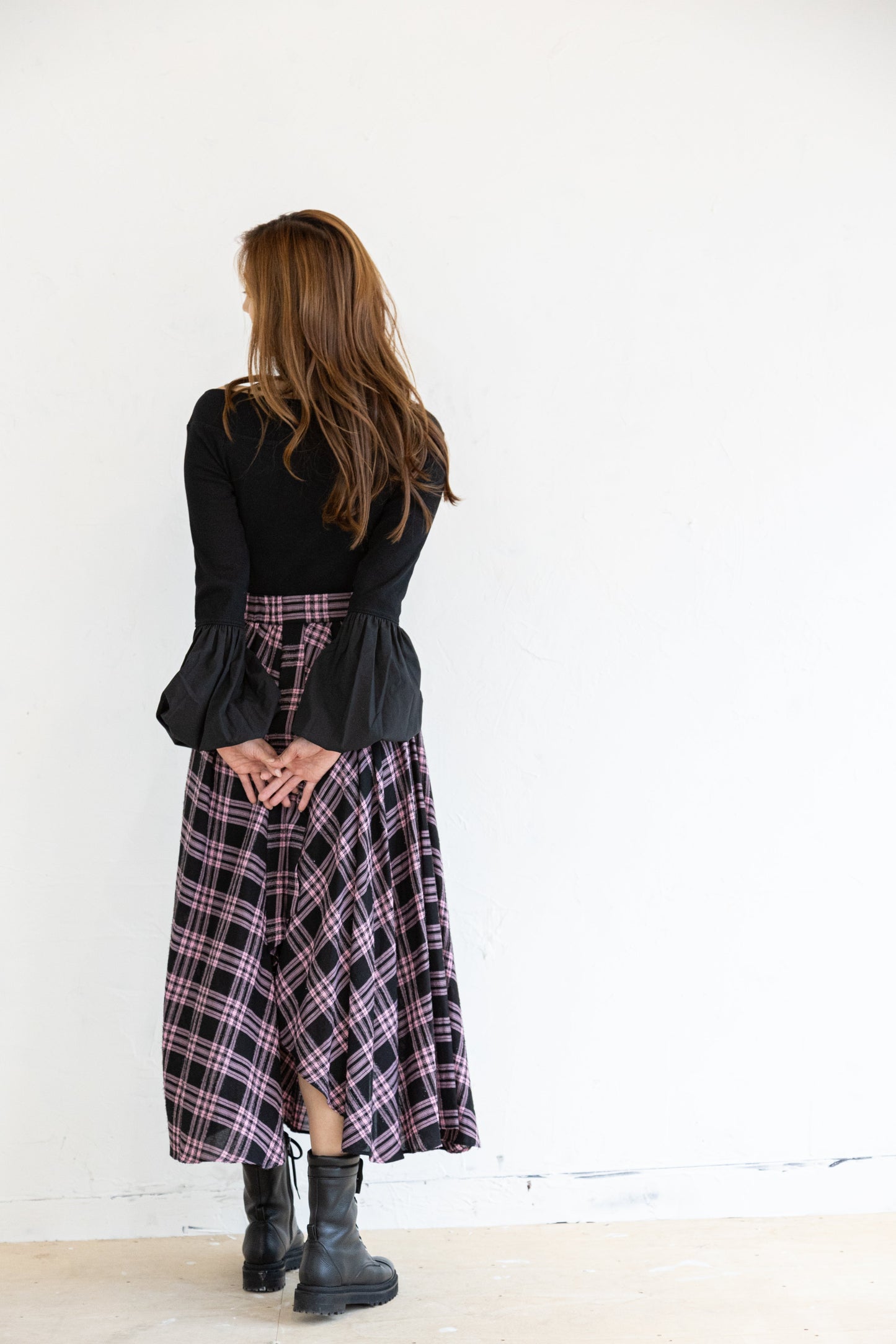 BALLOON SLEEVE COTTON RIB KNIT【BLACK】