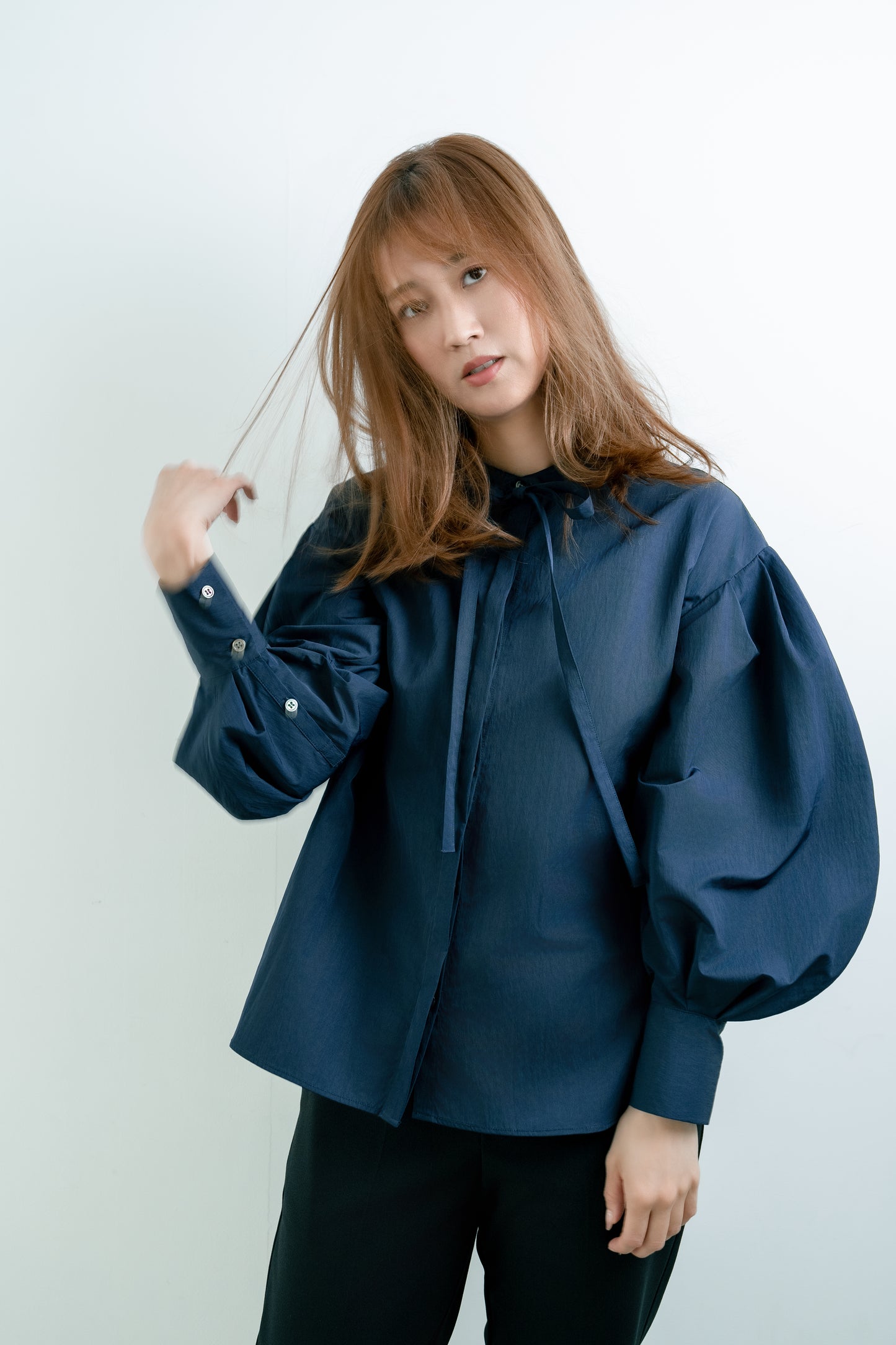 3WAY BOWTIE BLOUSE【NAVY】