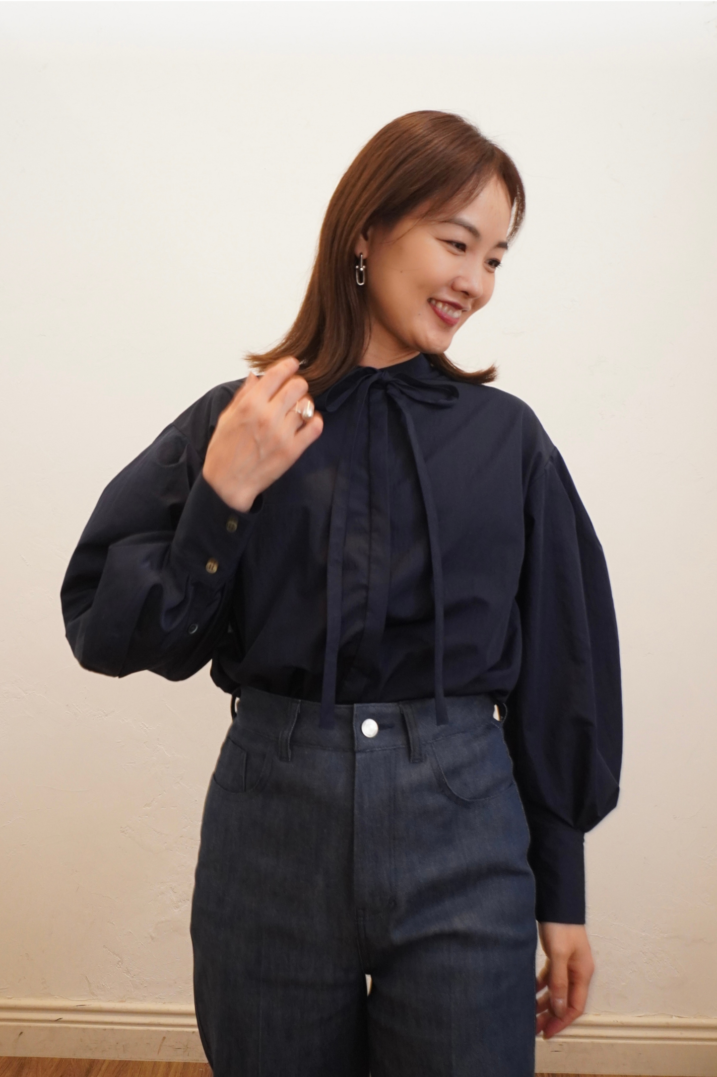 3WAY BOWTIE BLOUSE【NAVY】